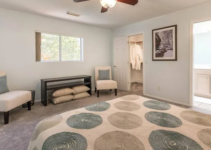 Kapila Gardens Family Retreat W/ Private Pool Cottonwood