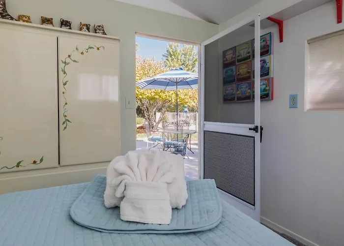 Kapila Gardens Family Retreat W/ Private Pool Holiday home *